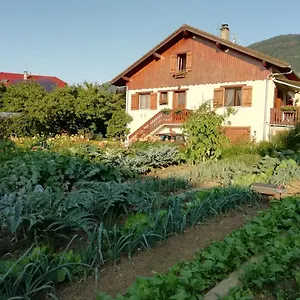 Dans Maison Campagnarde Gasthof Presilly (Haute-Savoie)